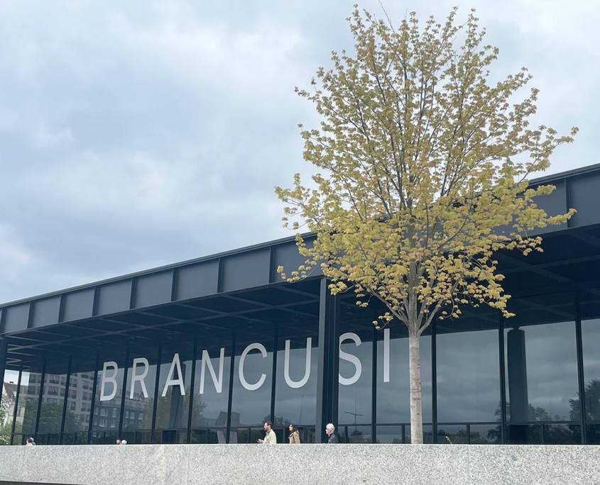 Constantin Brancusi Ausstellung in der Neue Nationalgalerie Berlin